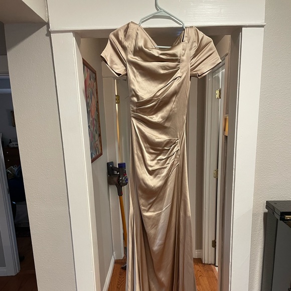 Talbot Runhof Silk Gown - Picture 2 of 9